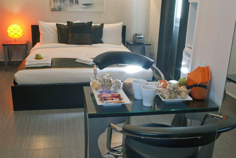 Hostal Oxum Madrid Rum bild