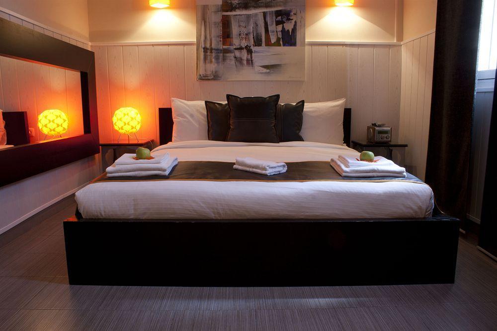 Hostal Oxum Madrid Rum bild